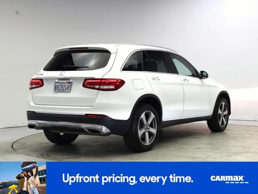 White 2018 Mercedes-Benz GLC 300