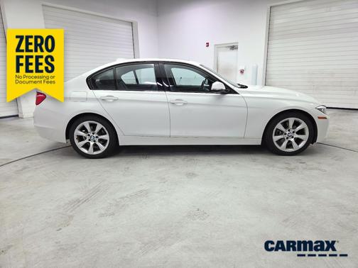 White 2015 BMW 320 I