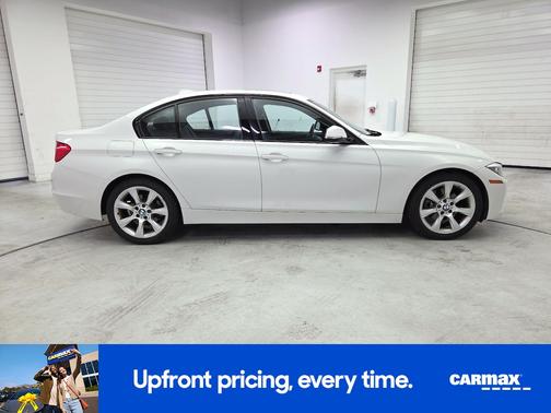 White 2015 BMW 320 I