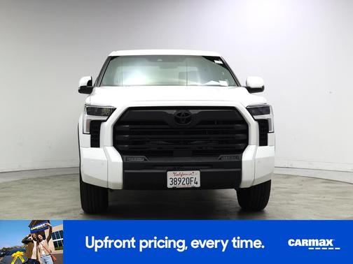 White 2025 Toyota Tundra SR5