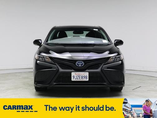 2024 Toyota Camry Hybrid SE