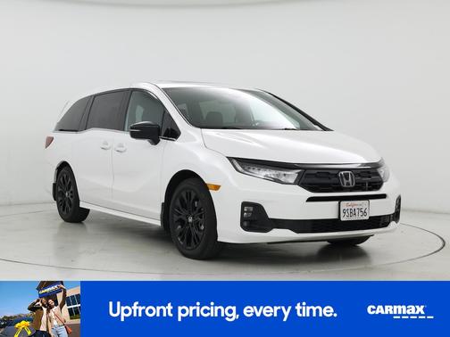 White 2025 Honda Odyssey Sport-L