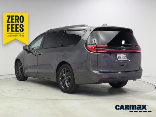 Gray 2021 Chrysler Pacifica Touring L