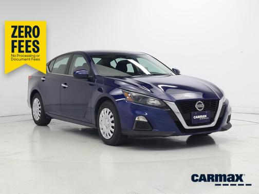 Blue 2022 Nissan Altima S
