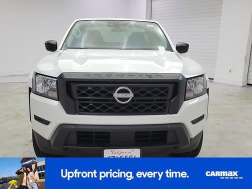 White 2024 Nissan Frontier S