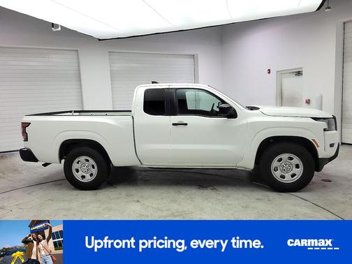 White 2024 Nissan Frontier S