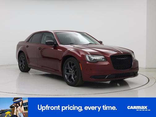 2023 Chrysler 300 Touring