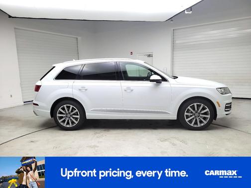 2019 Audi Q7 Premium Plus