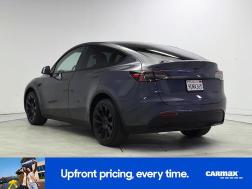 Gray 2023 Tesla Model Y Long Range