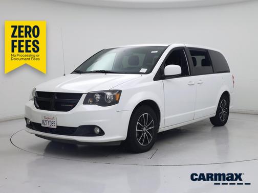 White 2018 Dodge Grand Caravan SE Plus
