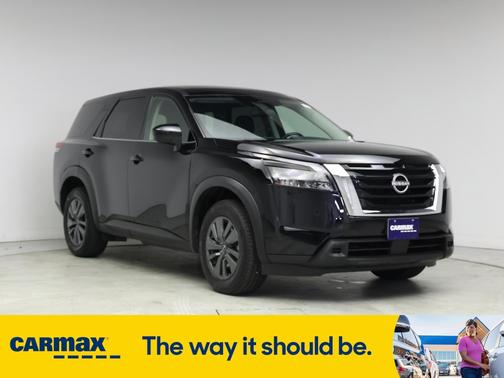 2024 Nissan Pathfinder S