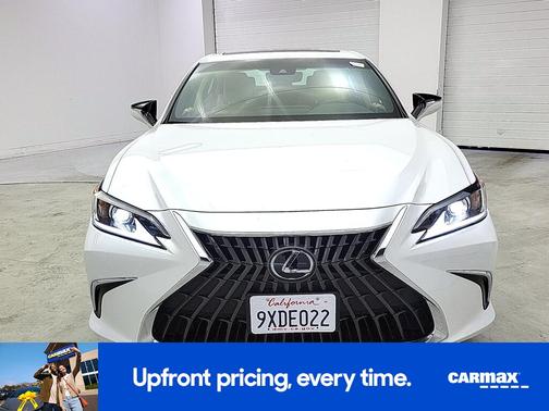 White 2025 Lexus ES 350