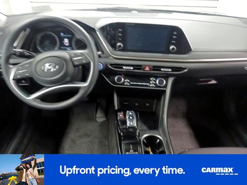 Black 2022 Hyundai SONATA SEL