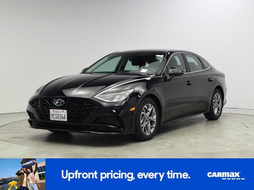 Black 2022 Hyundai SONATA SEL