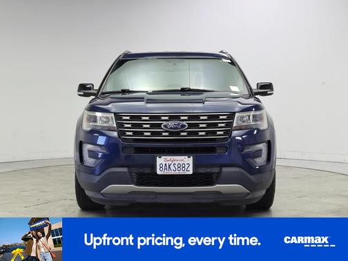 Blue 2017 Ford Explorer XLT