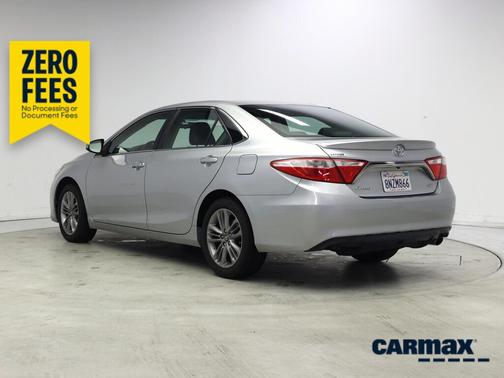 Silver 2017 Toyota Camry SE