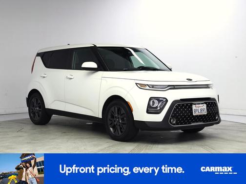 White 2020 Kia Soul EX