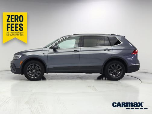 Gray 2023 Volkswagen Tiguan SE