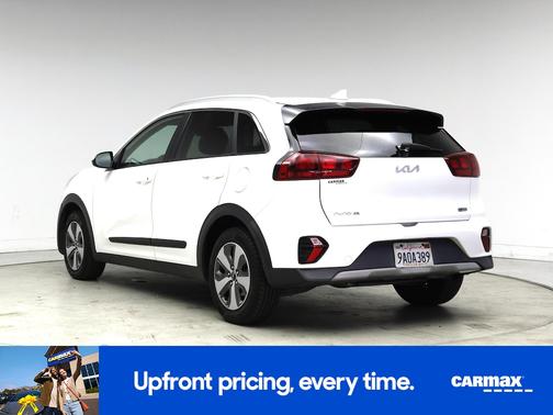 2022 Kia Niro LX