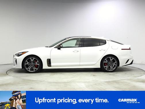White 2018 Kia Stinger GT1