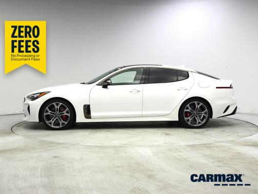 White 2018 Kia Stinger GT1