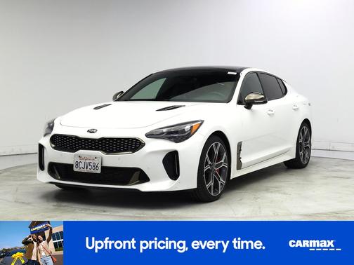 White 2018 Kia Stinger GT1