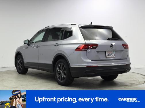 Silver 2022 Volkswagen Tiguan SE