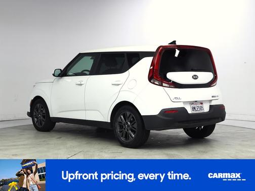 White 2020 Kia Soul EX