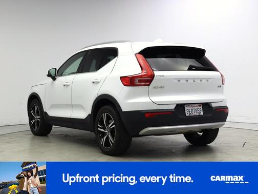 2023 Volvo XC40 B5 Plus Bright Theme