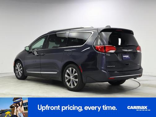 Gray 2020 Chrysler Pacifica Limited