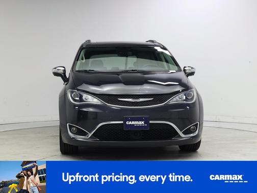 Gray 2020 Chrysler Pacifica Limited