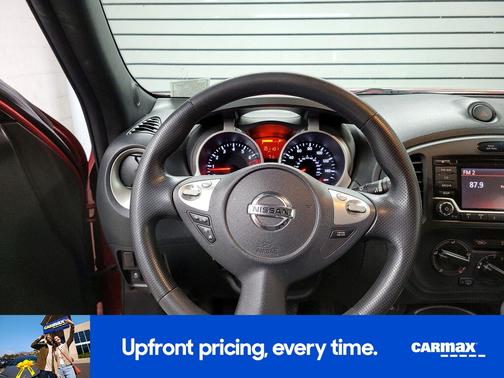 Burgundy 2017 Nissan Juke SL