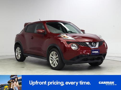 Burgundy 2017 Nissan Juke SL