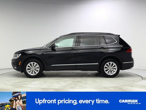 Black 2018 Volkswagen Tiguan SE