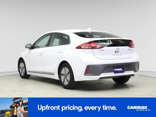 2020 Hyundai IONIQ Hybrid SE