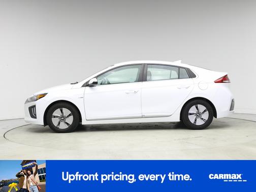 2020 Hyundai IONIQ Hybrid SE