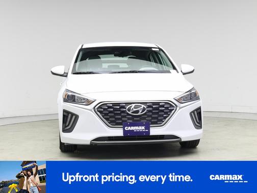 2020 Hyundai IONIQ Hybrid SE