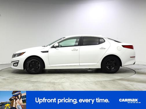 White 2015 Kia Optima LX