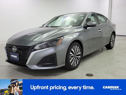 2023 Nissan Altima SV