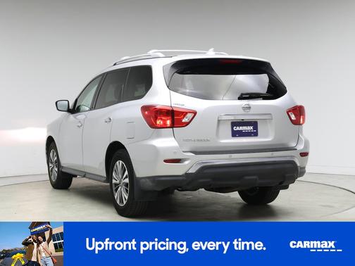 2020 Nissan Pathfinder S