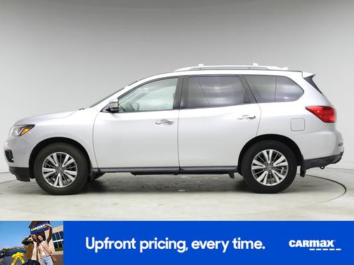 2020 Nissan Pathfinder S