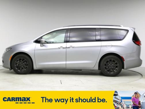 2021 Chrysler Pacifica Touring