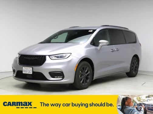 2021 Chrysler Pacifica Touring