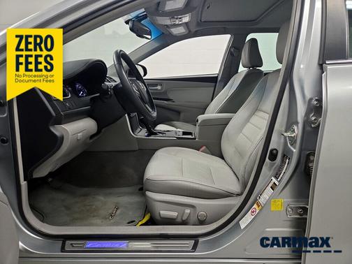 Silver 2017 Toyota Camry Hybrid XLE