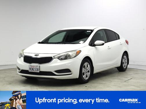 White 2016 Kia Forte LX