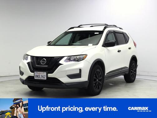 Pearl 2017 Nissan Rogue SV