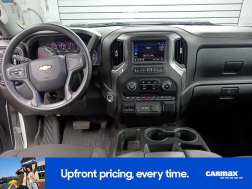 White 2024 Chevrolet Silverado 2500 Custom