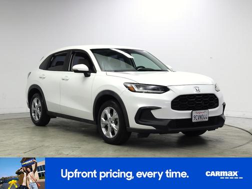 White 2023 Honda HR-V LX