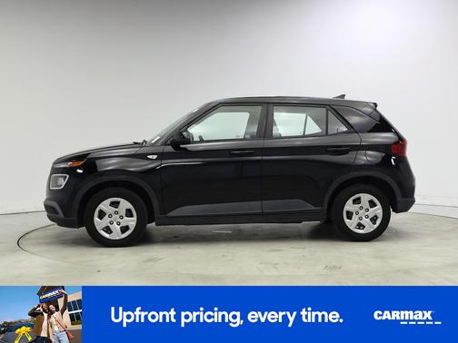 2020 Hyundai VENUE SE