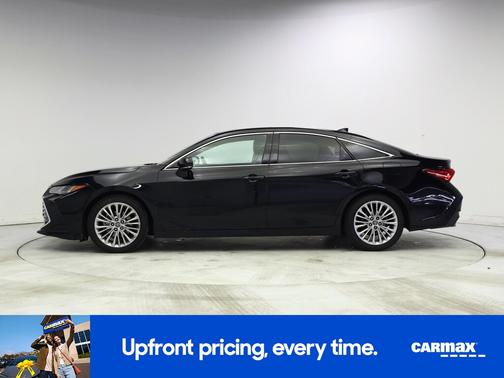 Black 2022 Toyota Avalon Limited